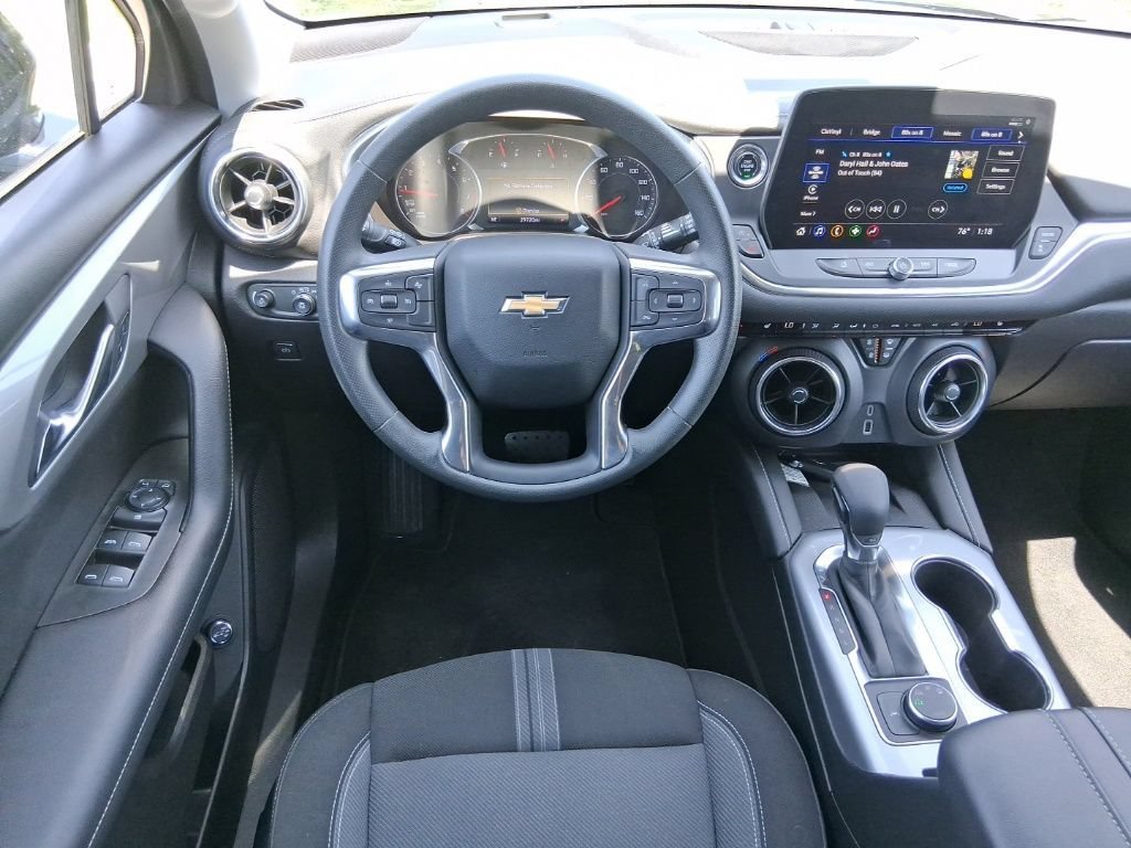 Photo 11