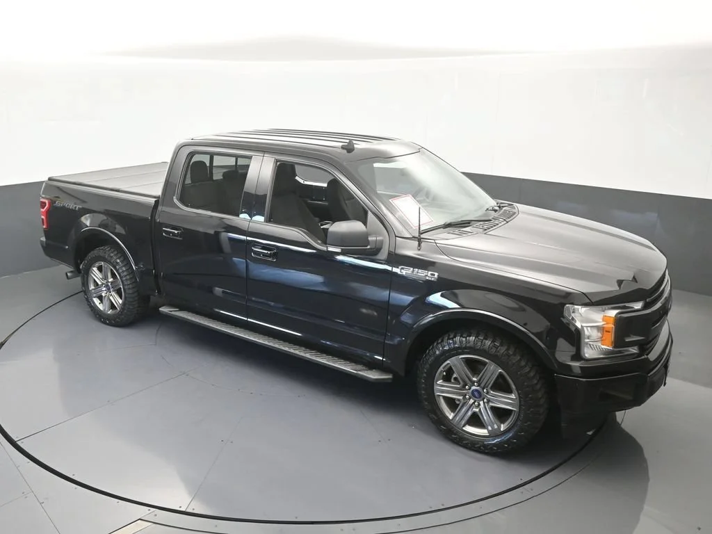 Used 2020 Black Ford XL image 49