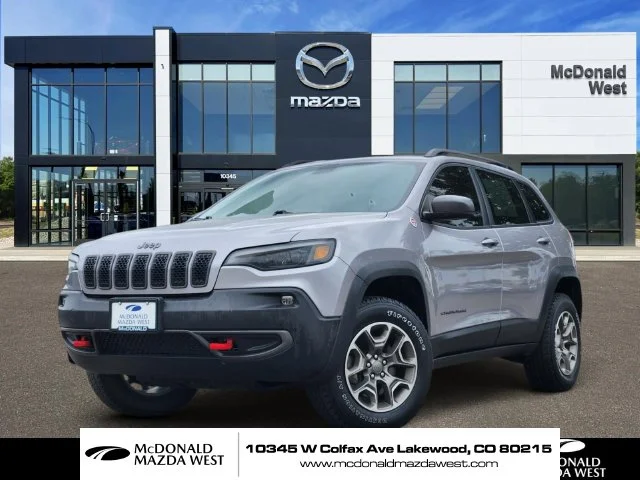 Used 2020 Silver Jeep Trailhawk image 1