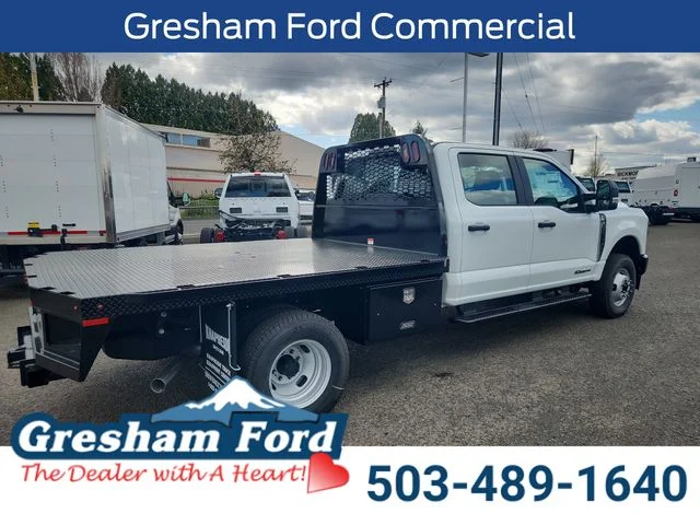 2026 Ford F-350 Super Duty Chassis Cab XL - Photo 6