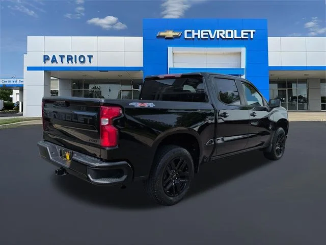 Used 2023 Black Chevrolet RST image 43