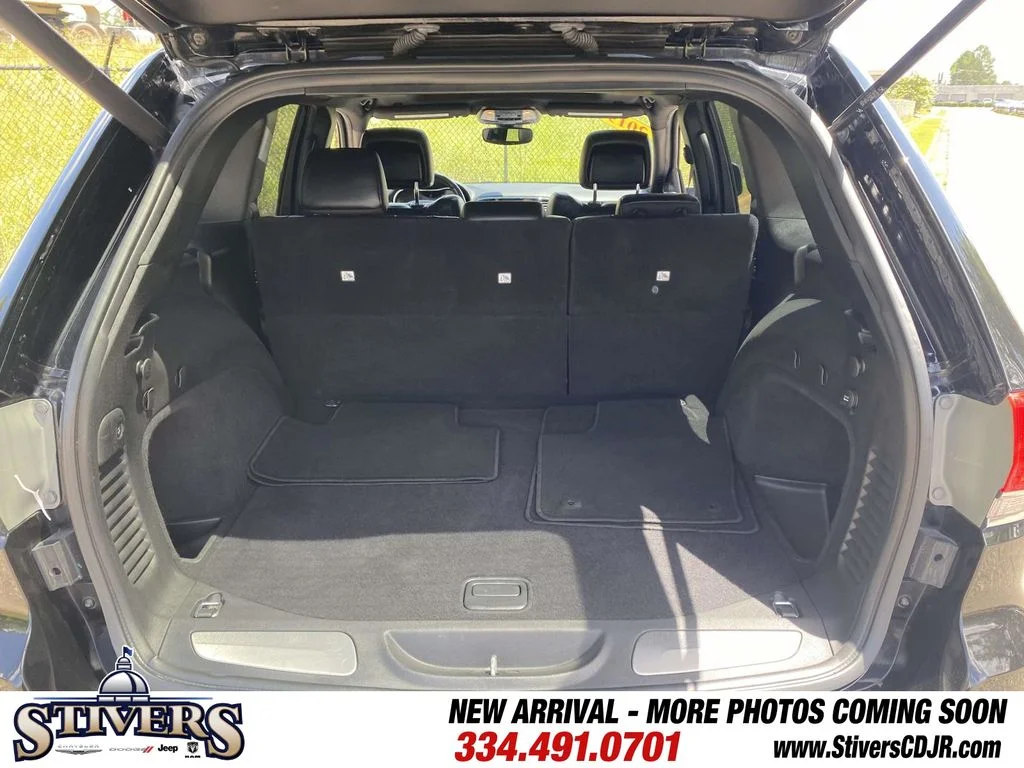 Used 2019 Black Jeep Limited image 45