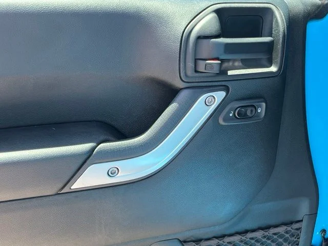Used 2018 Blue Jeep Unlimited Rubicon image 15