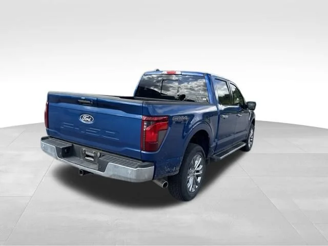 Used 2024 Blue Ford XLT image 7