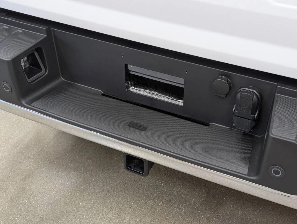 New 2026 Oxford White Ford XLT image 28