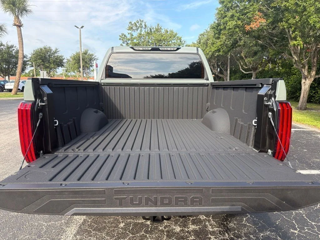 Used 2026  Toyota SR5 image 5