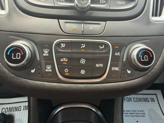 Used 2024 Sterling Gray Metallic Chevrolet LT image 28