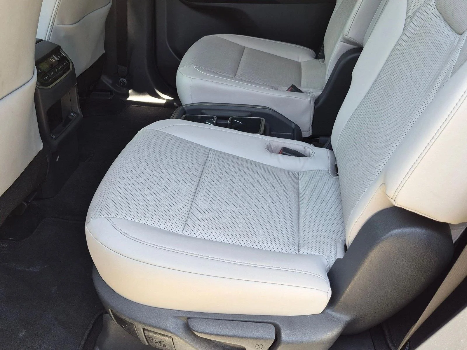 Used 2025 Celestial Silver Metallic Lexus TX 350 Premium image 18