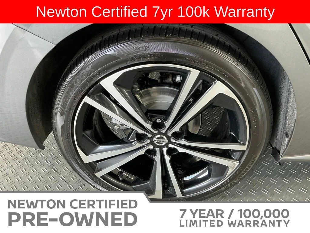 Certified Used 2022 Gun Metallic/Super Black Nissan SR image 45