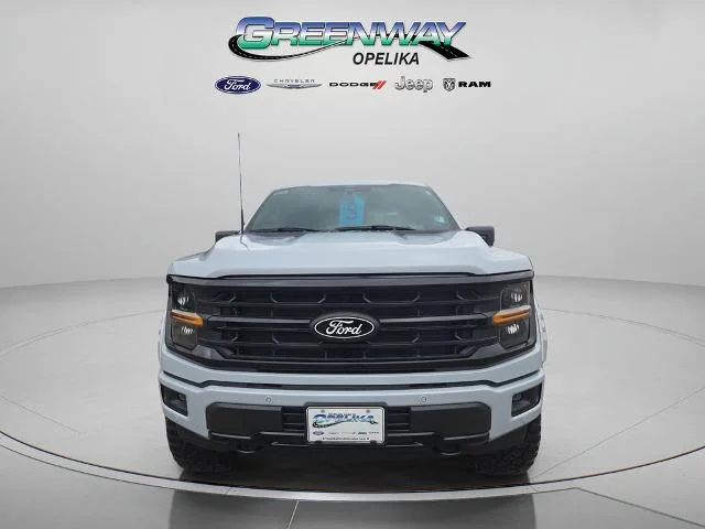 New 2025 Space White Metallic Ford XLT image 2