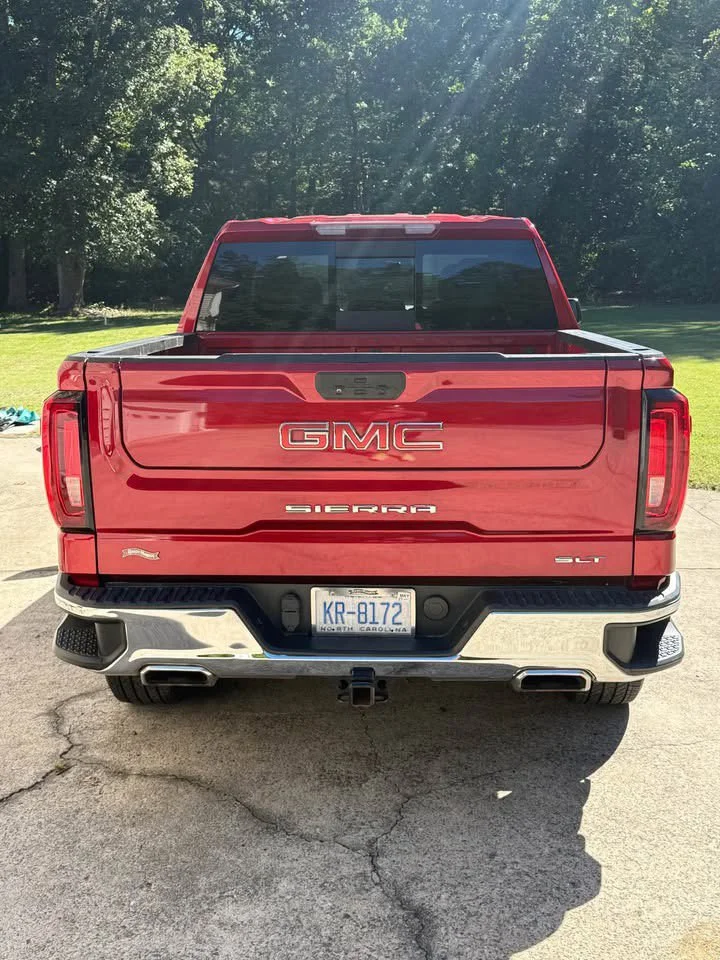 Used 2021 Red GMC SLT image 3