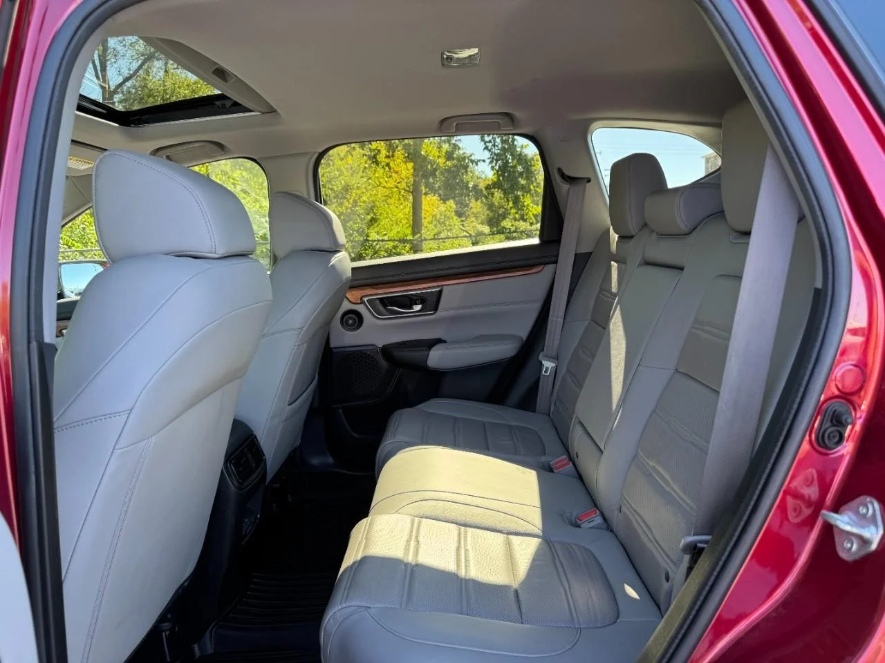 Used 2022 Red Honda EX-L image 11