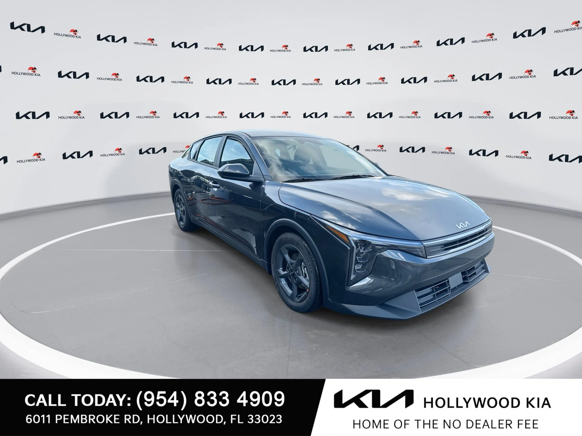 New 2026 Interstellar Gray Kia LXS image 2