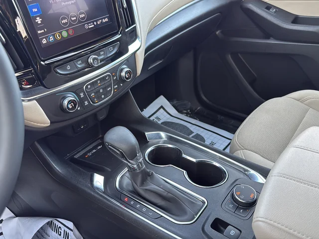 Used 2023 Gray Chevrolet LT image 22