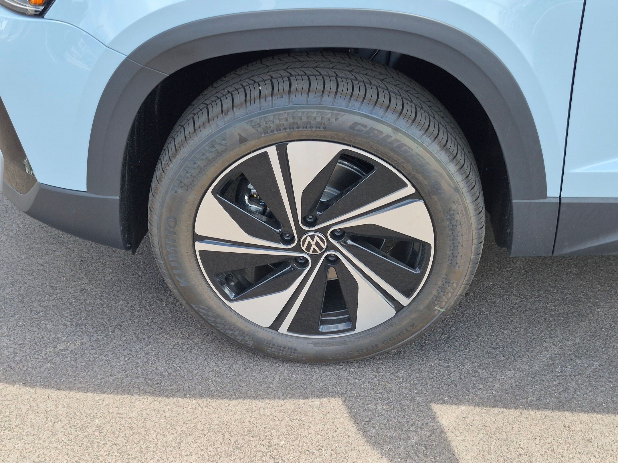 New 2026 Monument Gray Volkswagen SE image 15