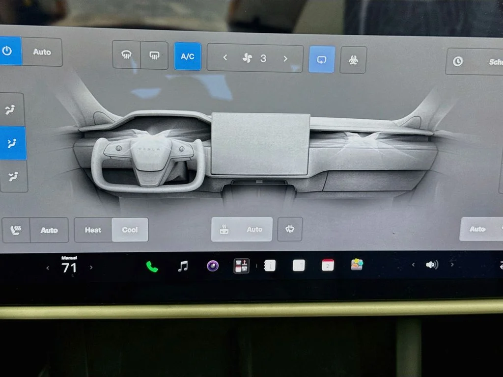 Used 2023 Gray Tesla Standard Range image 15