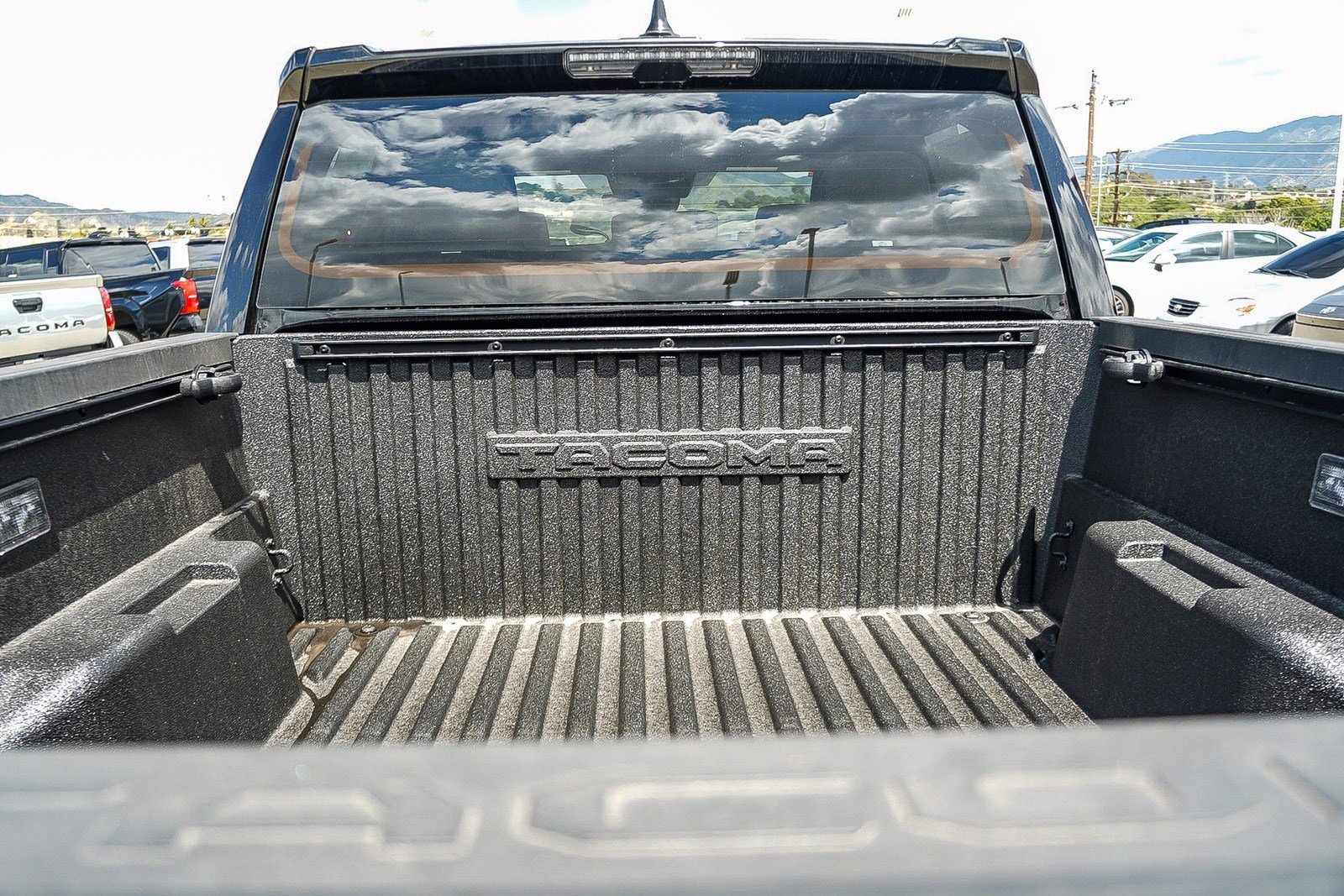 2026 Toyota Tacoma TRD Off Road - Photo 12