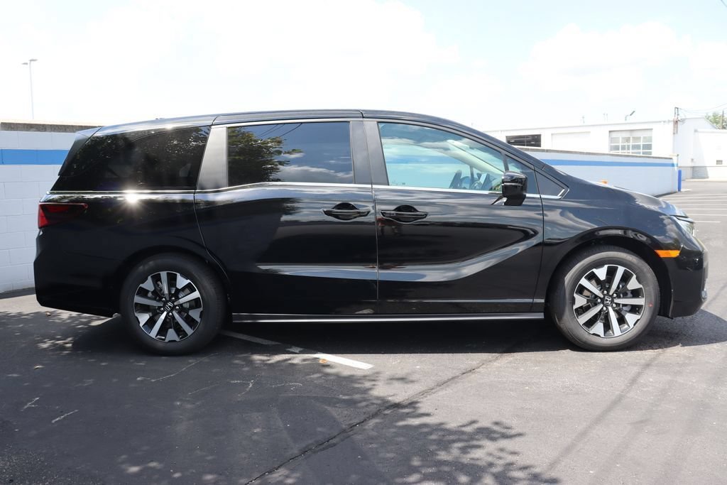 Used 2026 Crystal Black Pearl Honda EX-L image 6