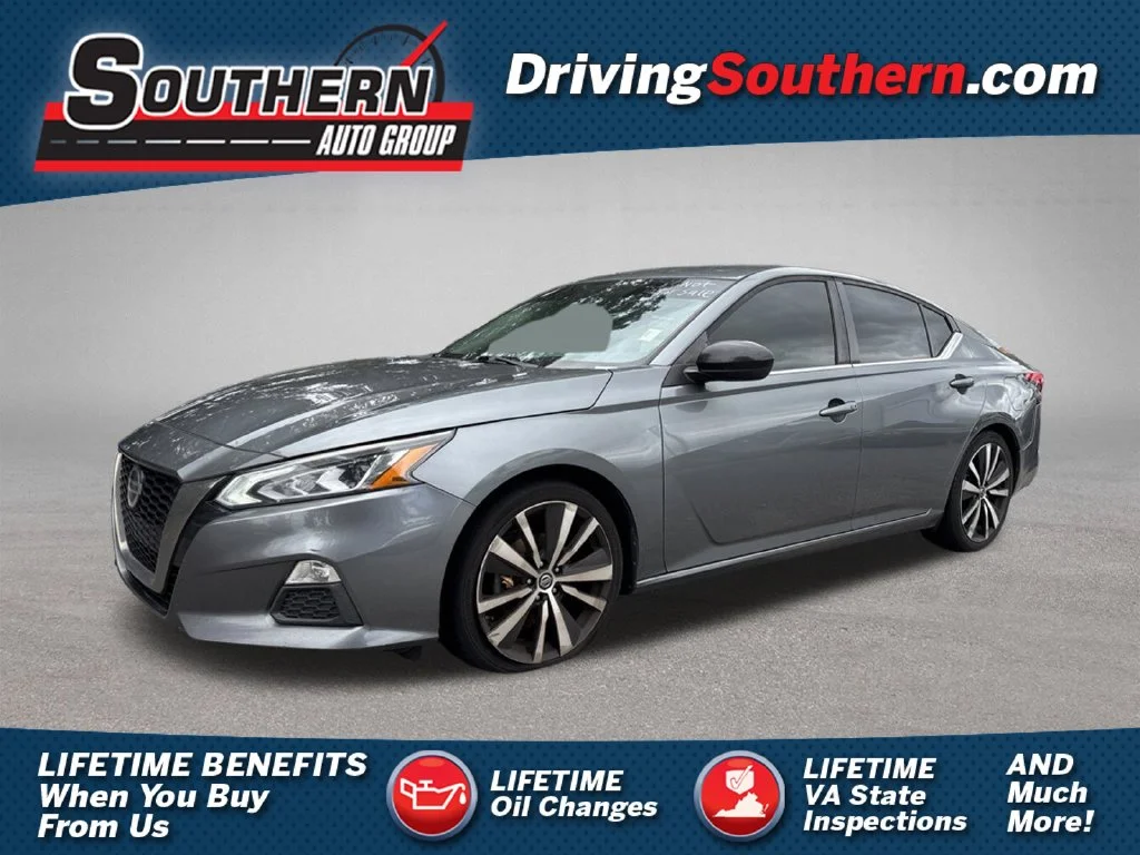 Used 2019 Gray Nissan 2.5 SR image 1