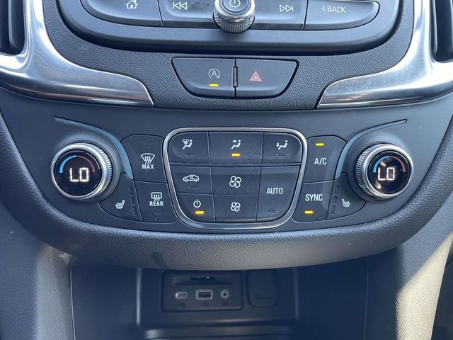 Used 2024 Sterling Gray Metallic Chevrolet LT image 29
