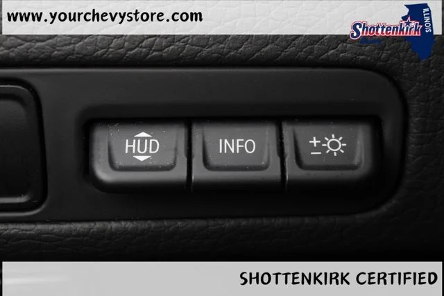 Used 2023 Silver GMC Denali image 27