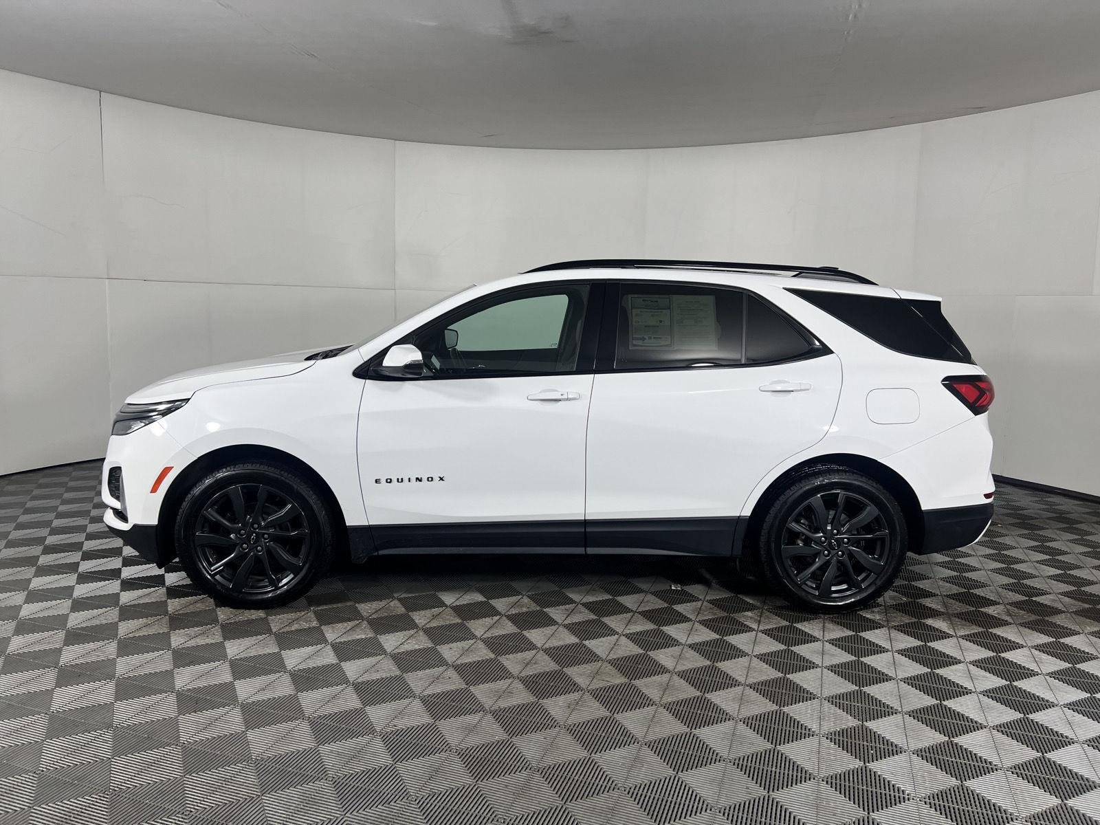 Used 2023 Summit White Chevrolet RS image 21