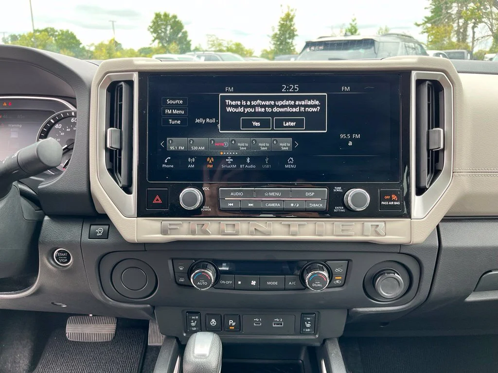 Used 2025 White Nissan SV image 30