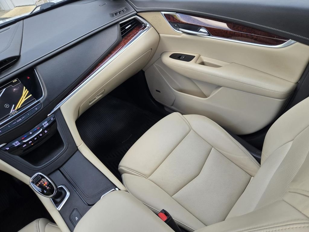 Used 2018 White Cadillac Luxury image 15