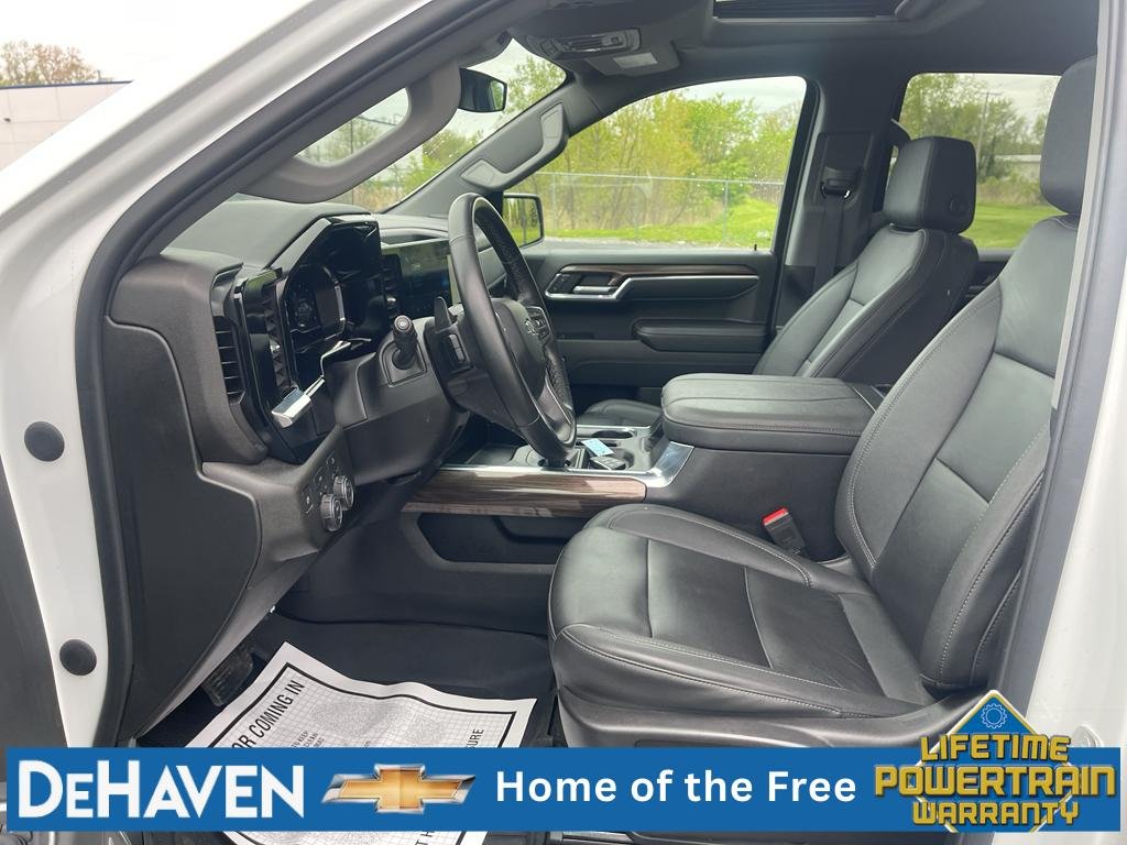 Used 2024 Summit White Chevrolet RST image 20