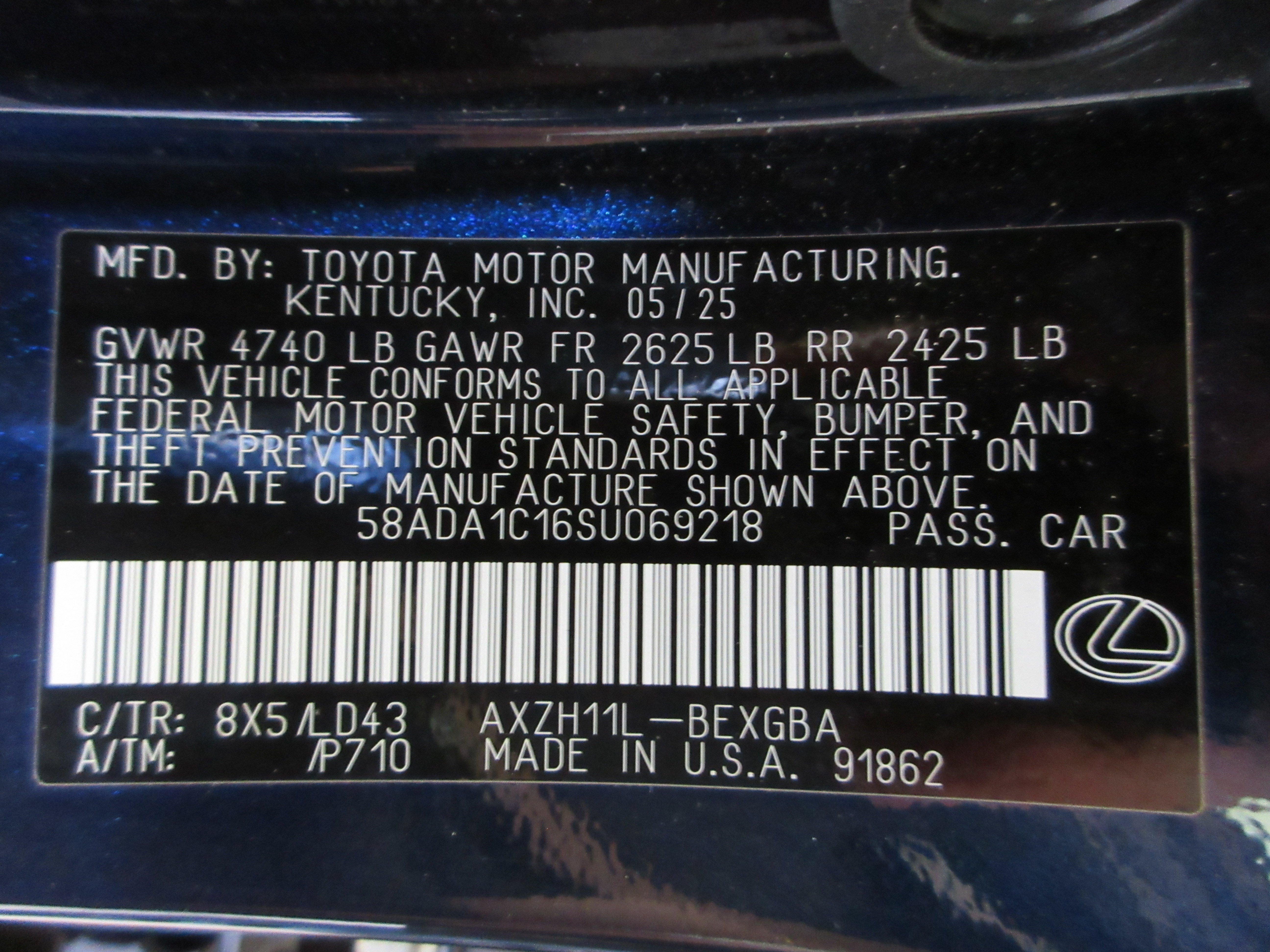 Used 2025 Nightfall Mica Lexus 300h image 53