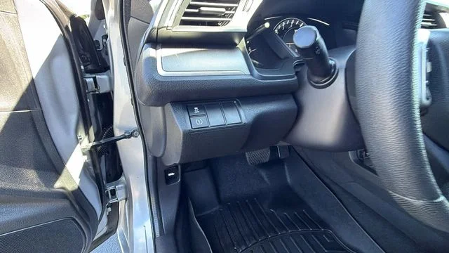Used 2016 Silver Honda LX image 28