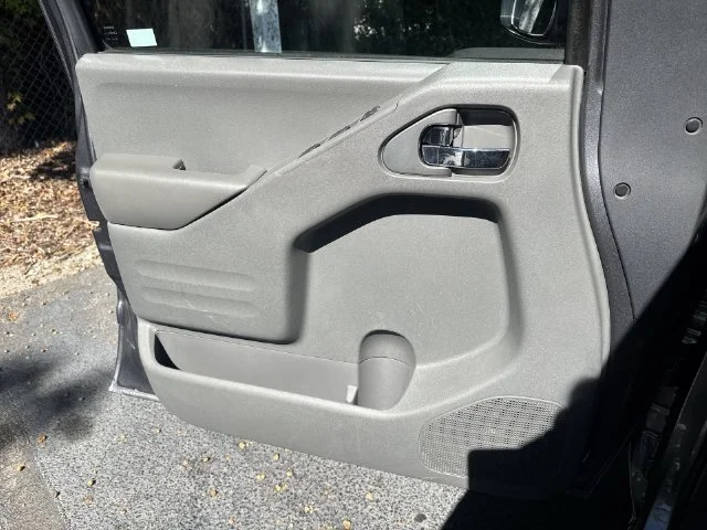 Used 2019 Gray Nissan SV image 26