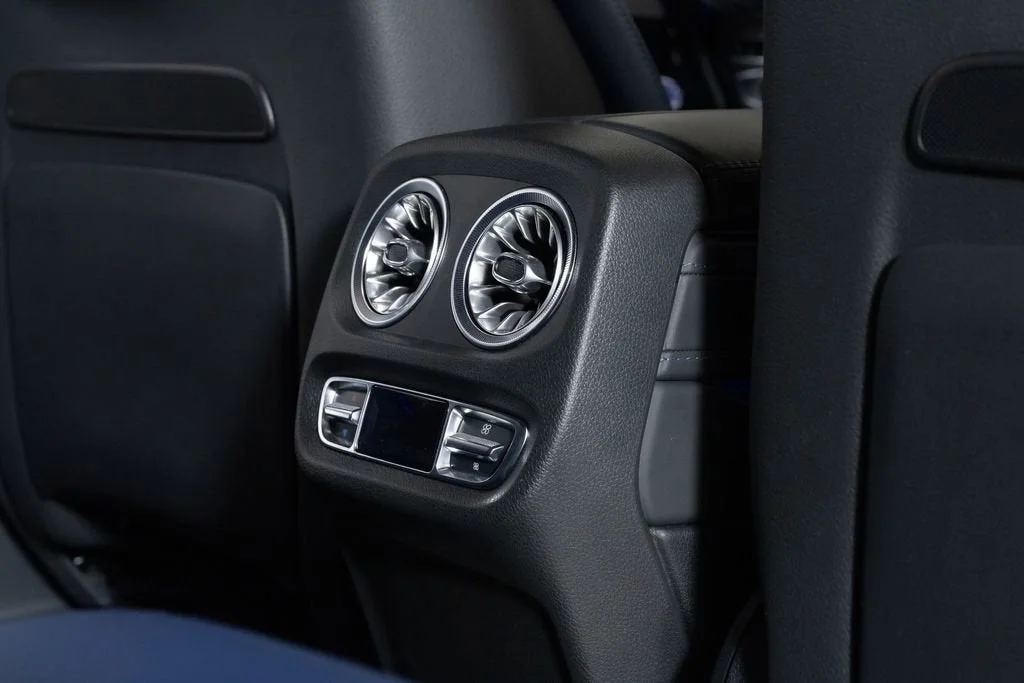 Used 2024 MANUFAKTUR Moonlight White Metallic Mercedes-Benz G 63 AMG® image 31