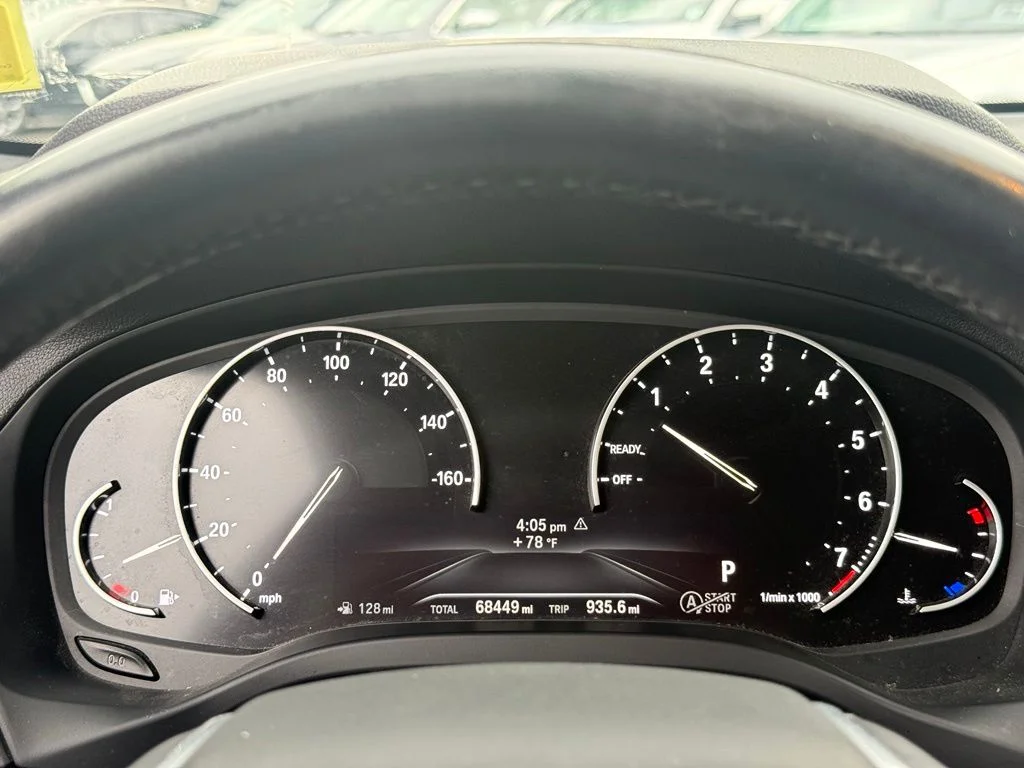 Used 2018 White BMW xDrive30i image 13