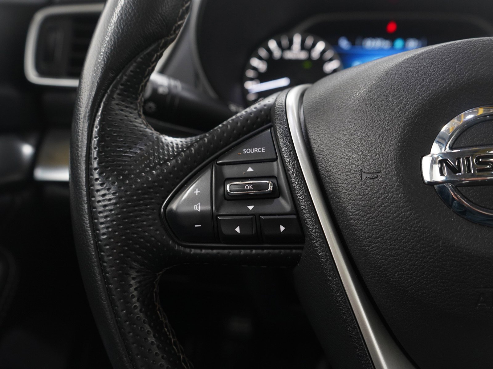 2022 Nissan Maxima SL - Photo 25