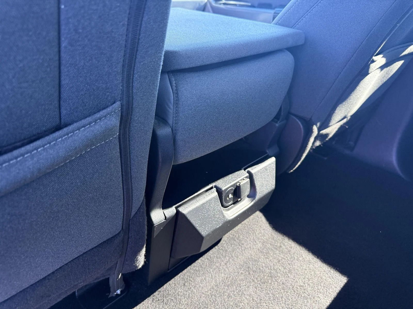 Certified Used 2025 Silver Ford XLT image 31