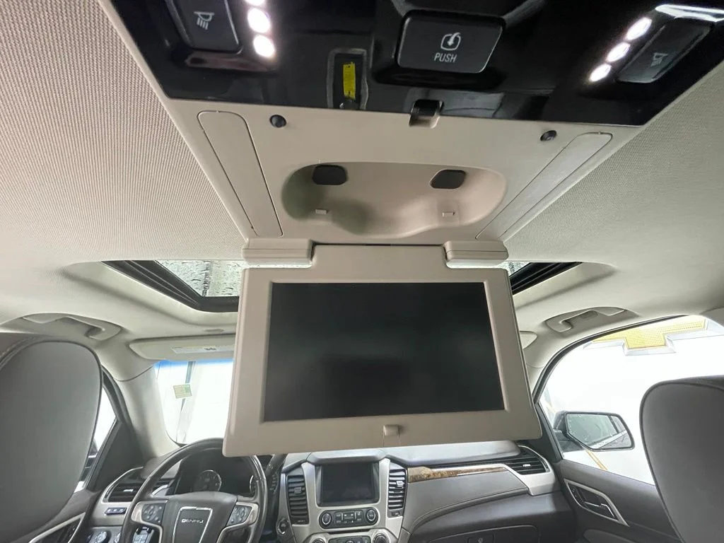 Used 2015 Gray GMC Denali image 15
