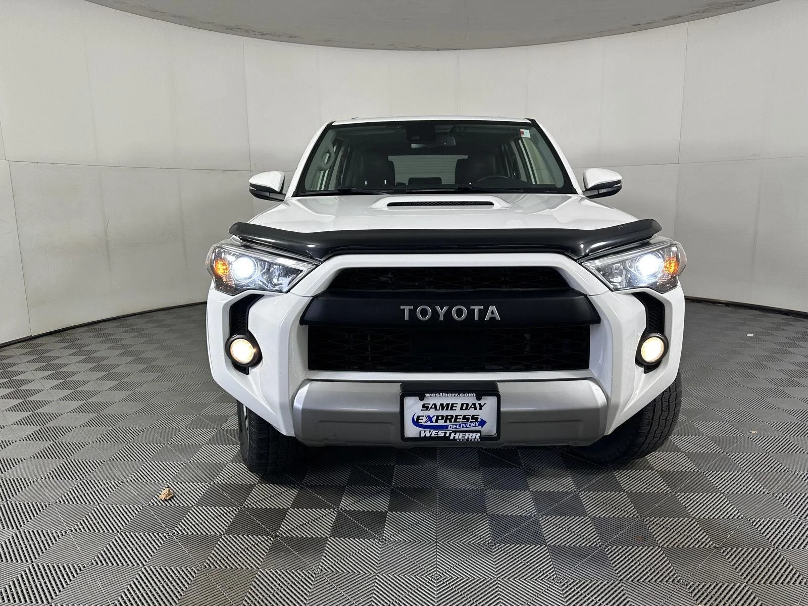 Used 2020 Super White Toyota TRD Off Road Premium image 13