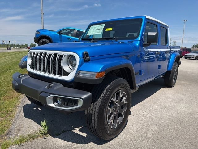 2026 Jeep Gladiator Sahara Auto's photo