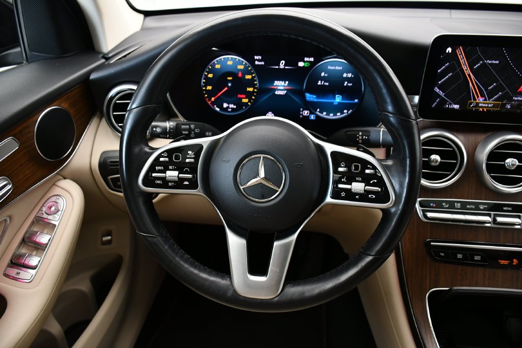 Certified Used 2022 Black Mercedes-Benz GLC 300 image 21