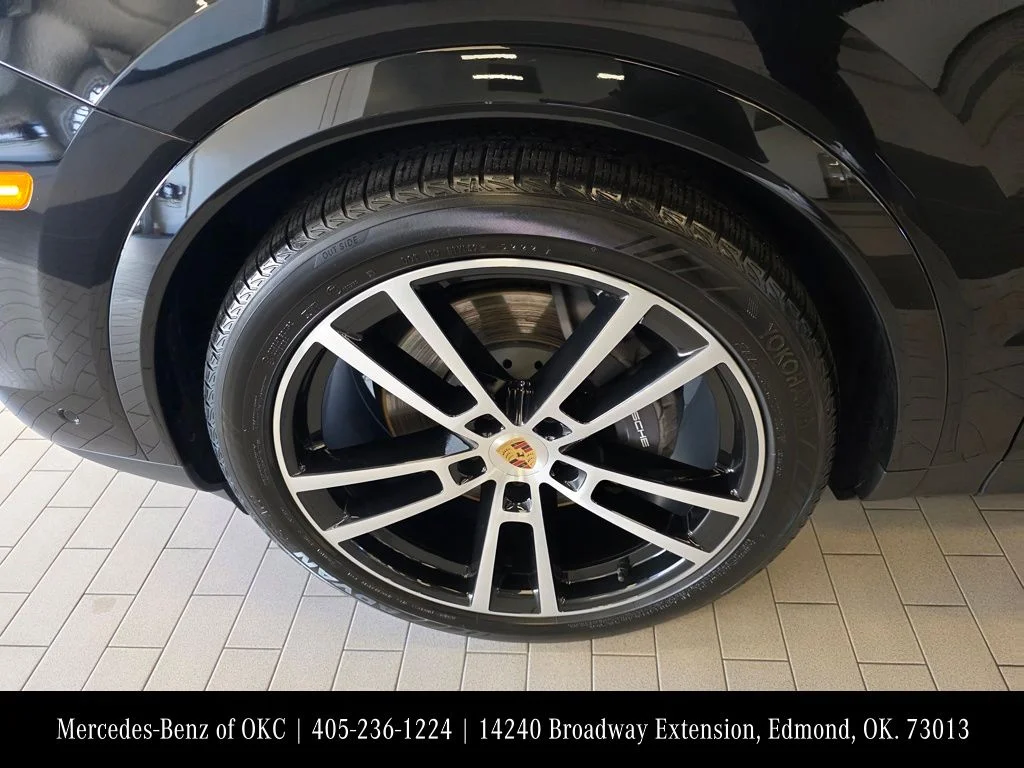 Used 2024 Black Porsche Base image 7
