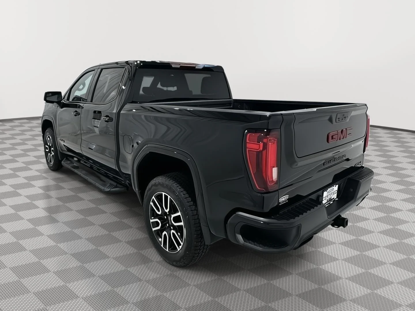 Used 2021 GMC Sierra 1500 AT4 with VIN 3GTP9EEL8MG473005 for sale in Alexandria, Minnesota