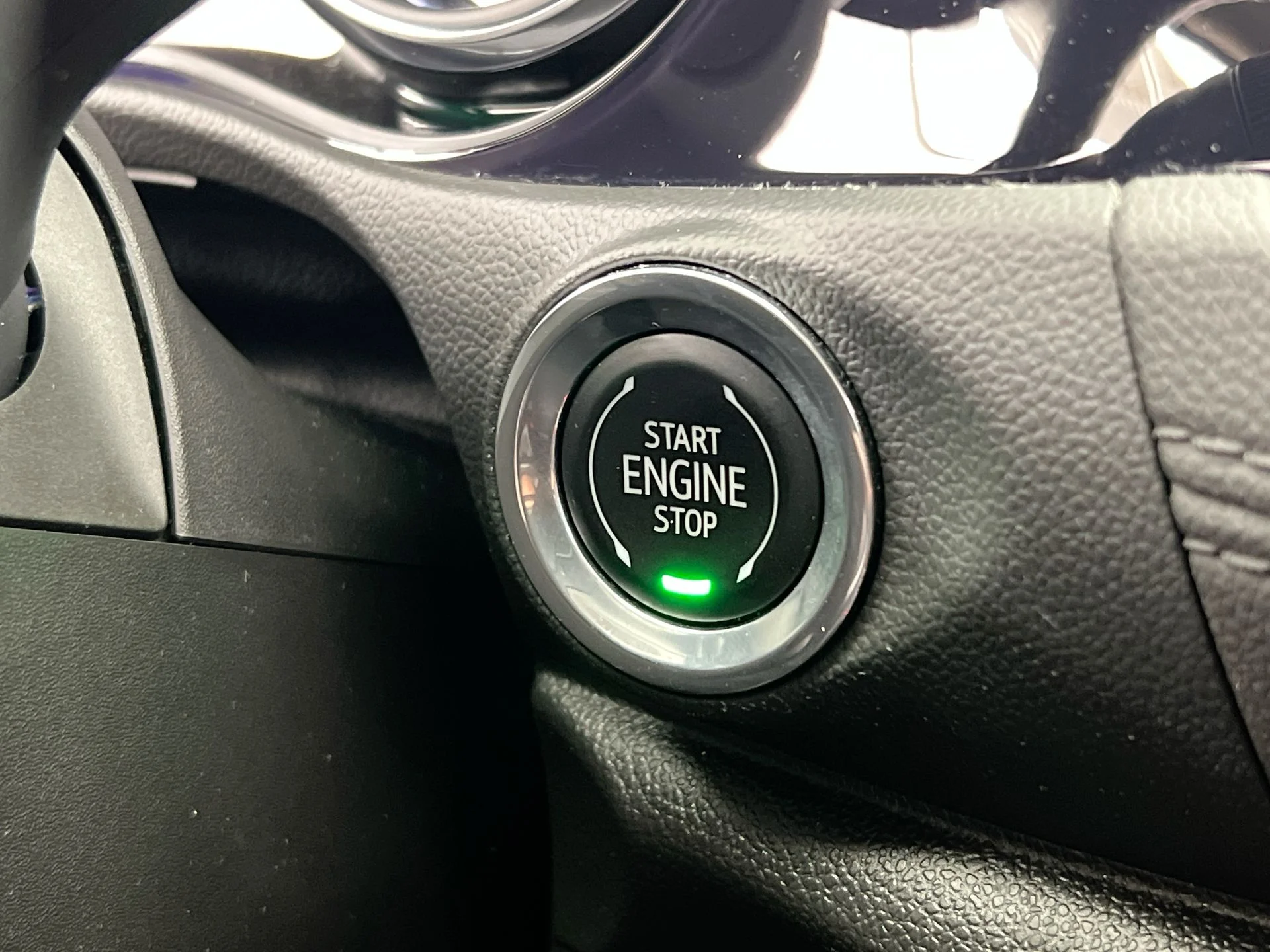 Certified Used 2023 Red Buick Essence image 34