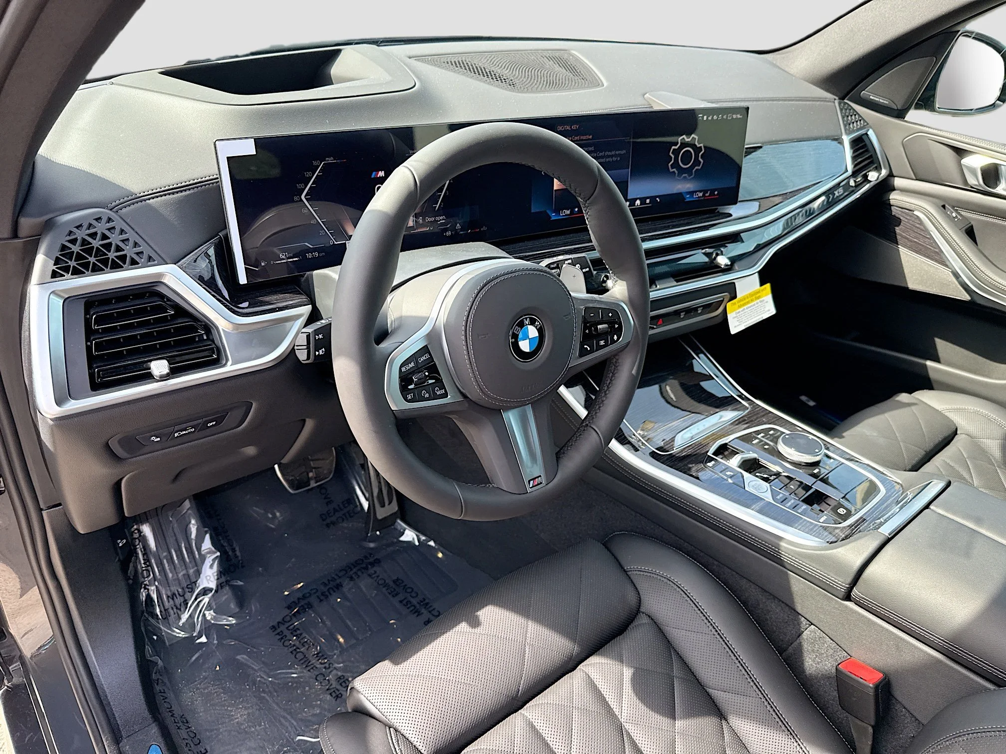 New 2026 Dravit Grey Metallic BMW sDrive40i image 27