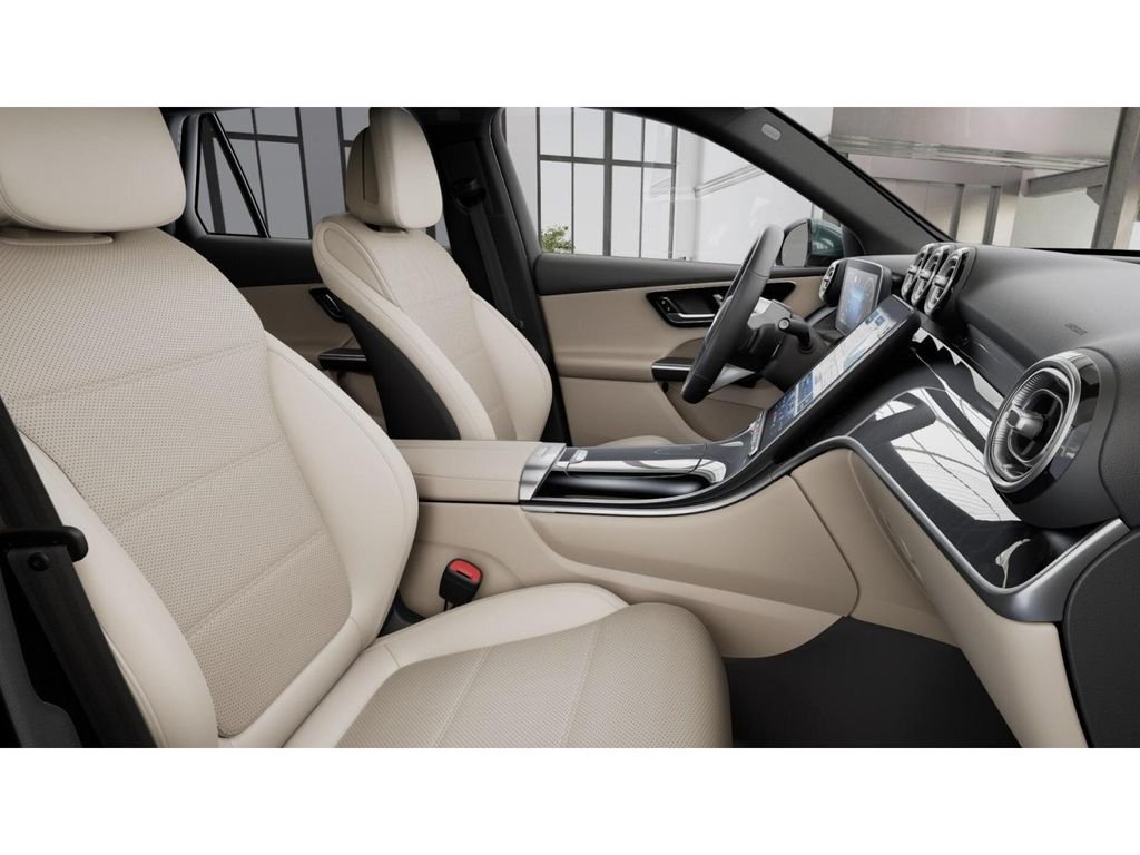 New 2026 Silver Mercedes-Benz GLC 300 image 4