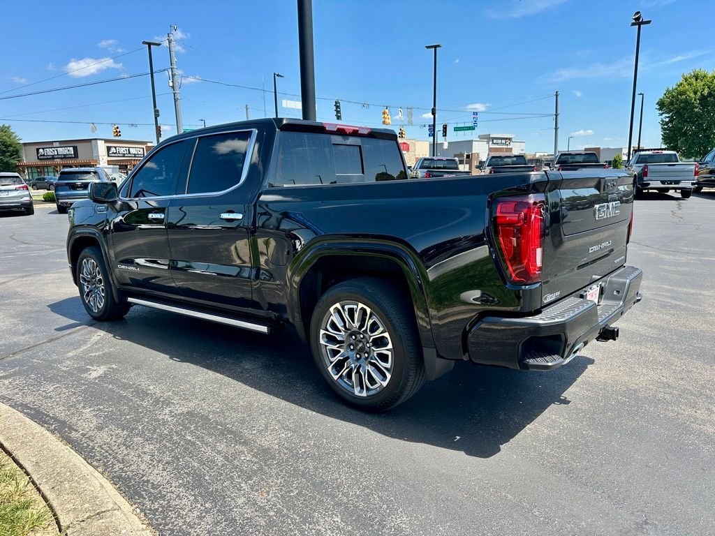 Used 2025 Black GMC Denali Ultimate image 8