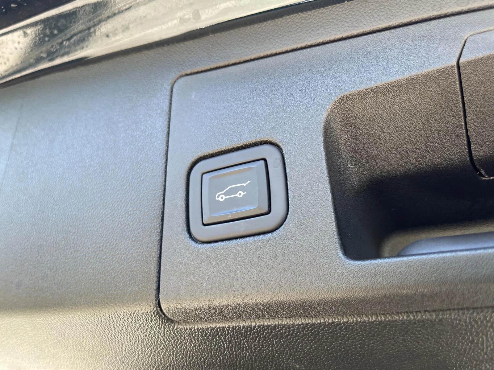 Used 2024 Emerald Lake Metallic Cadillac Sport image 48