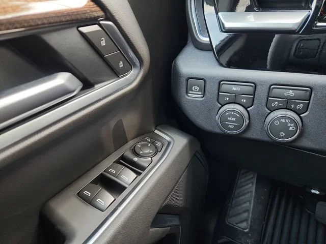 New 2026 Sterling Gray Metallic Chevrolet LT (2FL) image 23