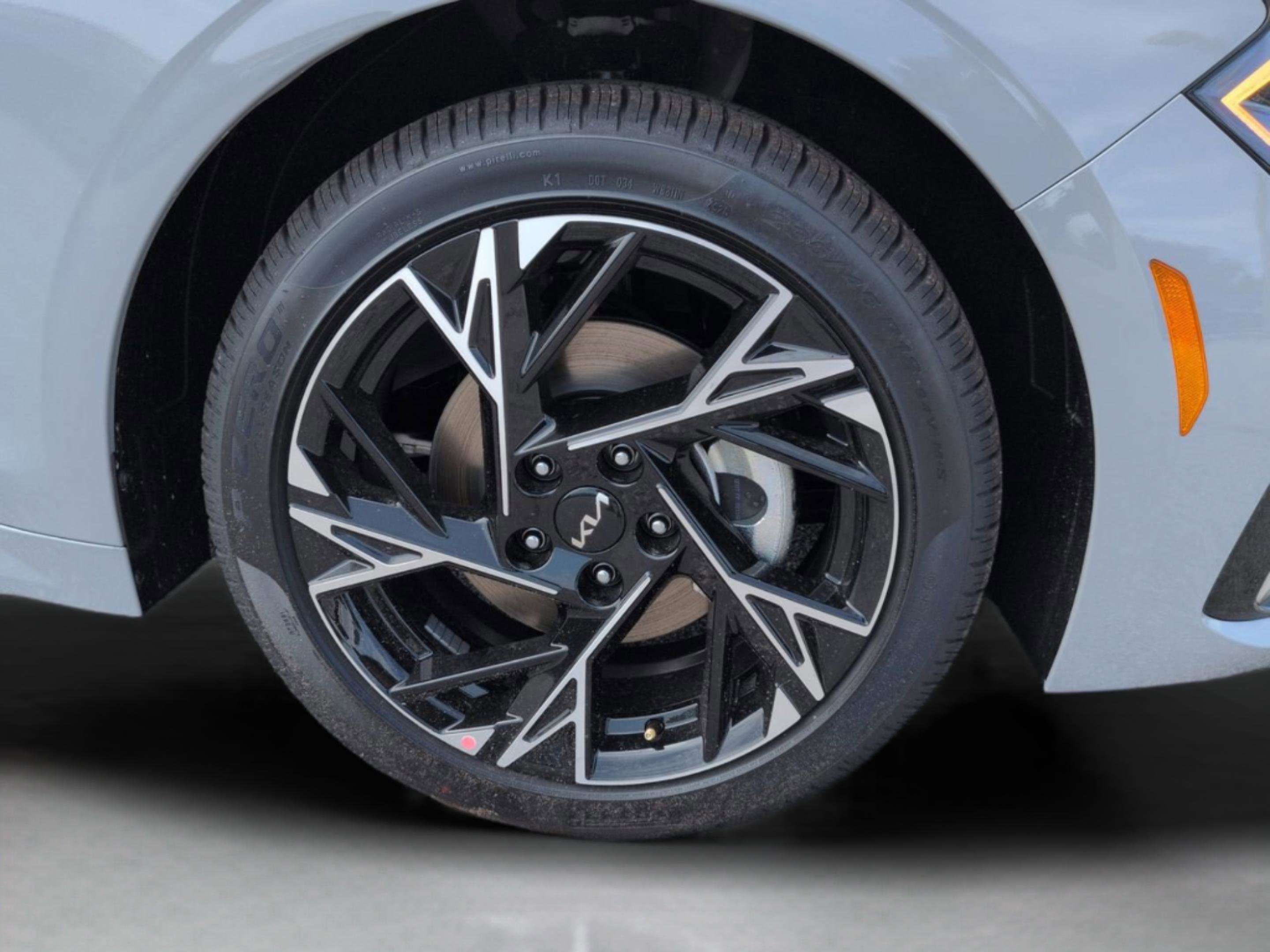 New 2026 Wolf Gray Kia GT-Line image 31