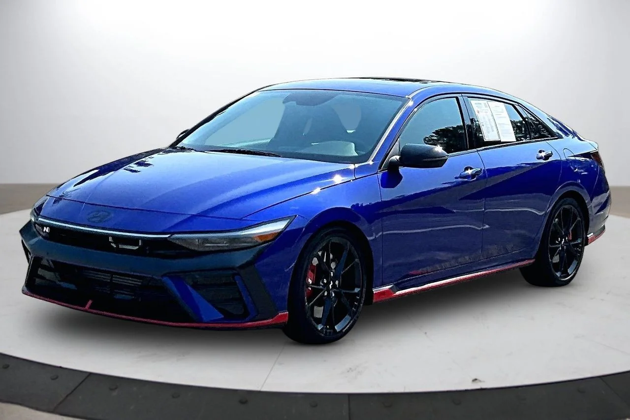 Used 2025 Blue Hyundai Base image 4